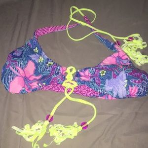 Bikini top